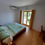 Apartmaji Fizine *