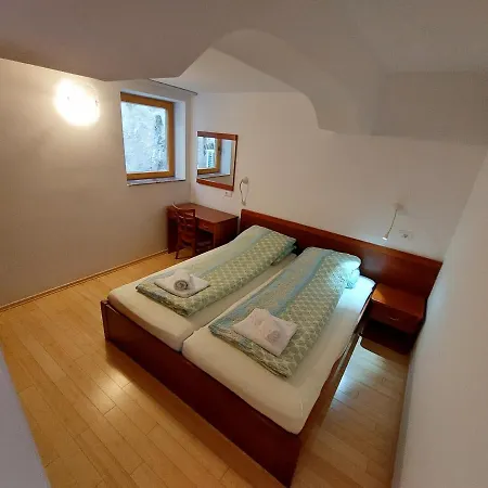 Apartament Apartmaji Fizine Portorož