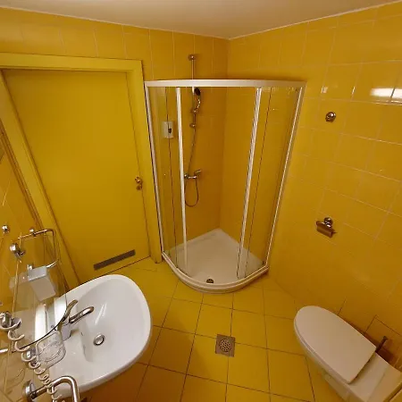 Apartmaji Fizine *