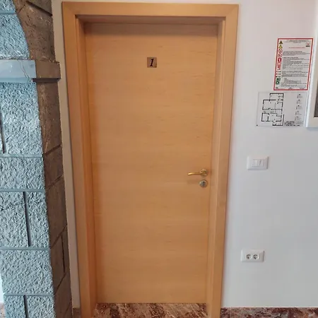 Apartmaji Fizine Apartman *